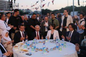 BAŞKAN GÖKHAN YÜKSEL, CHP_NİN BÜYÜK İFTAR BULUŞMASI_NA KATILDI (13)