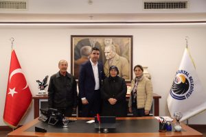 Başkan Gökhan Yüksel, Şehit Annesi ve Yakınlarını Ağırladı (4)